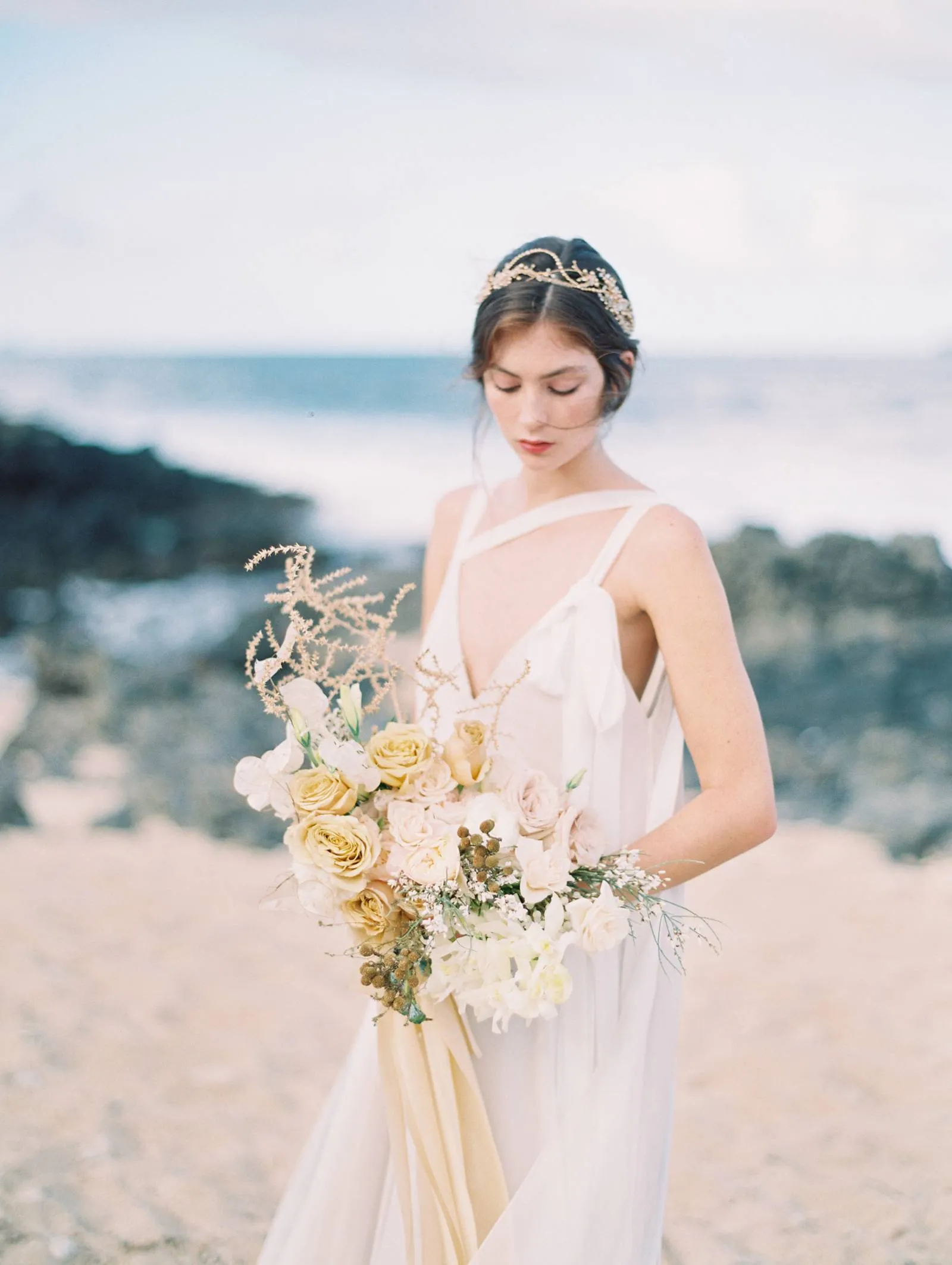 AMIRA | Crystal and Gold Pearl Wedding Crown