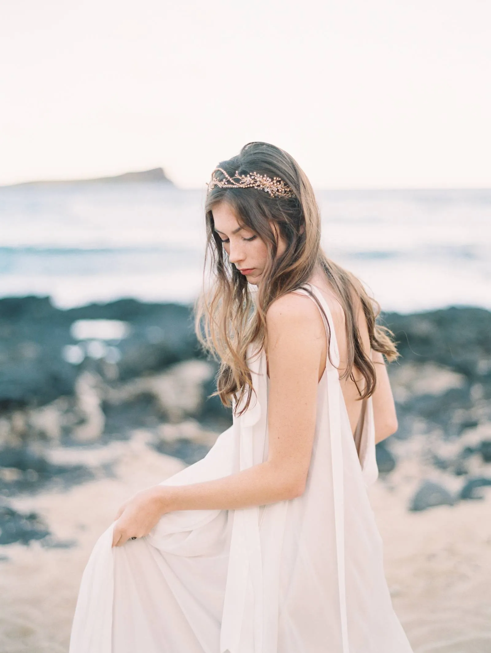 AMIRA | Crystal and Gold Pearl Wedding Crown