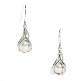 Ocean Embrace Pearl Earrings silver